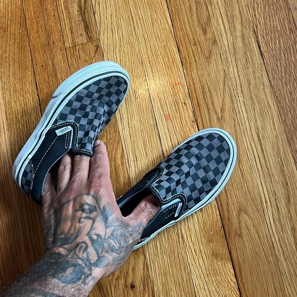 Vans checkerboard gray slip ons 2Y - Picture 5 of 6